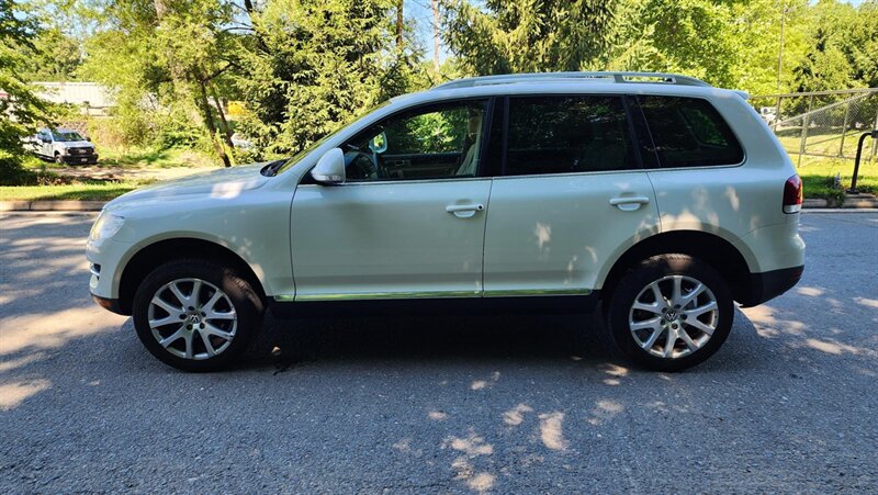 2008 Volkswagen Touareg 2 V8 FSI   - Photo 8 - Manassas, VA 20112