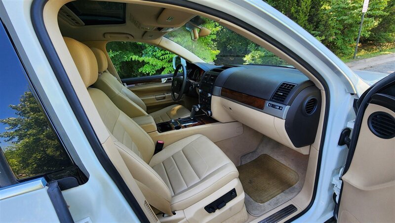 2008 Volkswagen Touareg 2 V8 FSI   - Photo 20 - Manassas, VA 20112