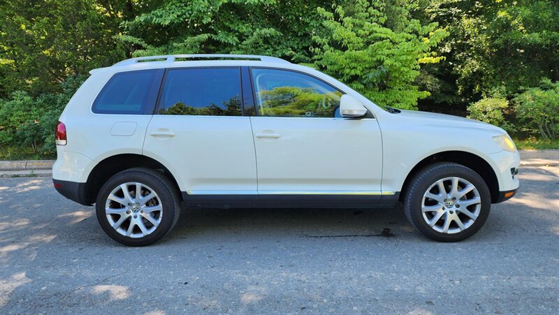 2008 Volkswagen Touareg 2 V8 FSI   - Photo 4 - Manassas, VA 20112