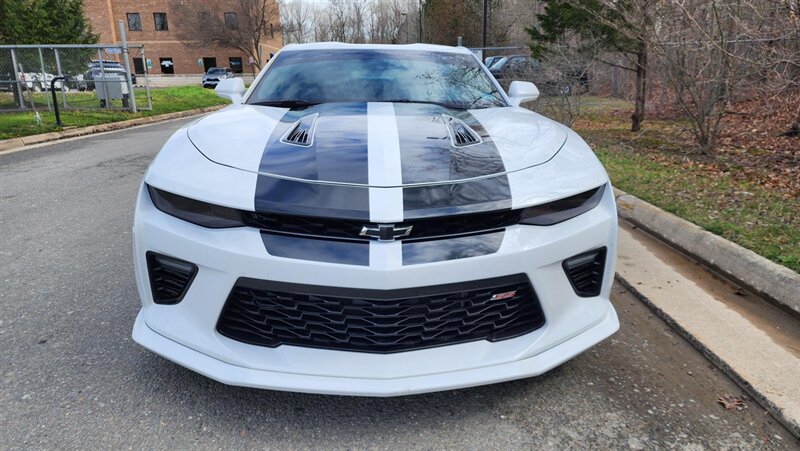 2016 Chevrolet Camaro 2SS   - Photo 2 - Manassas, VA 20112