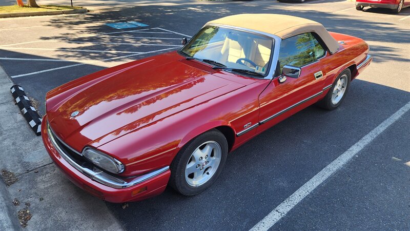 1995 Jaguar XJS   - Photo 1 - Manassas, VA 20112