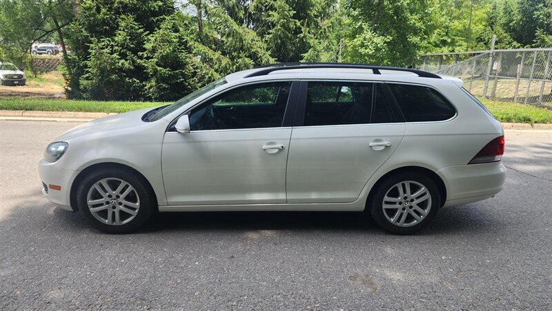 2013 Volkswagen Jetta SportWagen TDI   - Photo 8 - Manassas, VA 20112