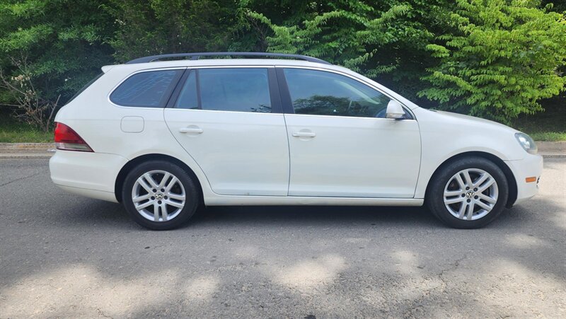 2013 Volkswagen Jetta SportWagen TDI   - Photo 4 - Manassas, VA 20112