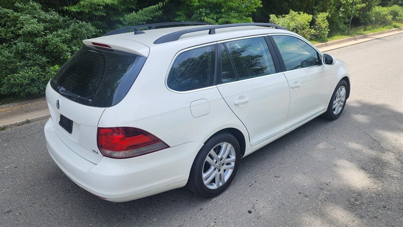 2013 Volkswagen Jetta SportWagen TDI   - Photo 5 - Manassas, VA 20112