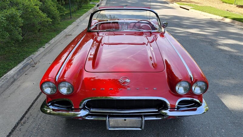 1962 Chevrolet Corvette Fuelie   - Photo 2 - Manassas, VA 20112