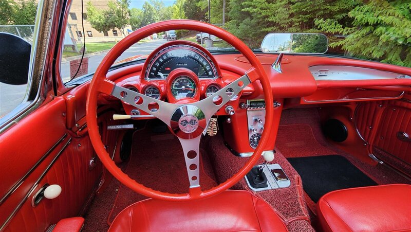 1962 Chevrolet Corvette Fuelie   - Photo 15 - Manassas, VA 20112