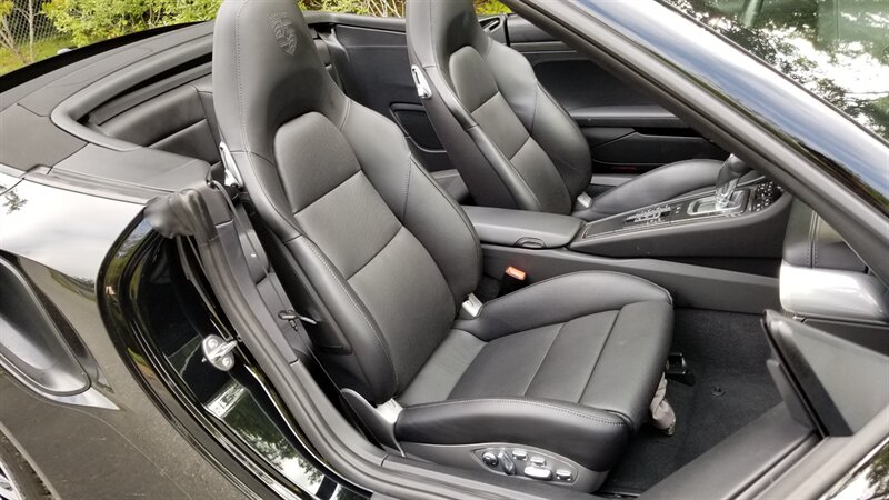 2016 Porsche 911 Turbo S   - Photo 31 - Manassas, VA 20112