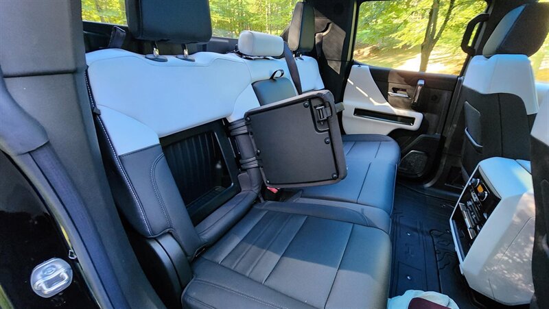 2024 GMC HUMMER EV 3X   - Photo 24 - Manassas, VA 20112