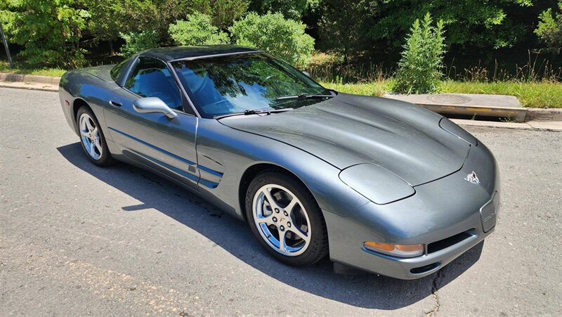 2003 Chevrolet Corvette   - Photo 1 - Manassas, VA 20112