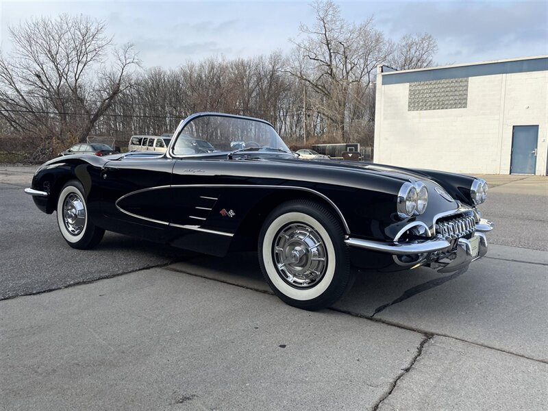 1959 Chevrolet Corvette   - Photo 1 - Manassas, VA 20112