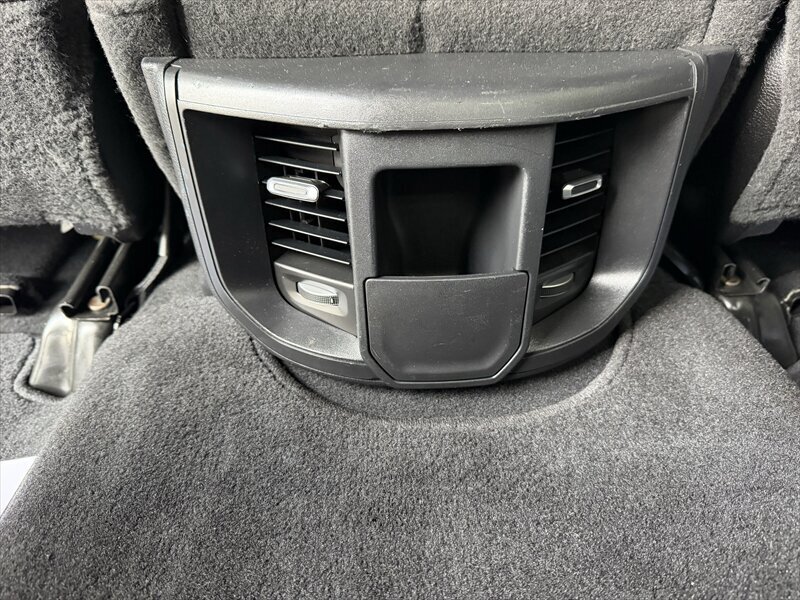 2024 RAM 3500 SLT - Photo 17 - Roosevelt, UT 84066