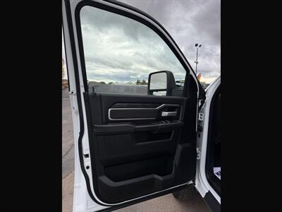 2024 RAM 3500 SLT - Photo 8 - Roosevelt, UT 84066