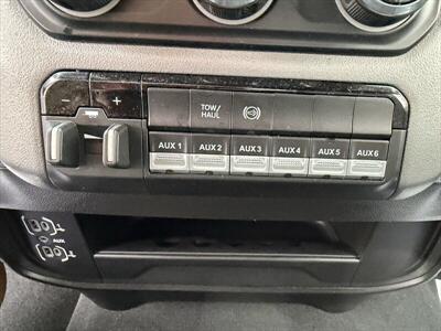 2024 RAM 3500 SLT - Photo 13 - Roosevelt, UT 84066
