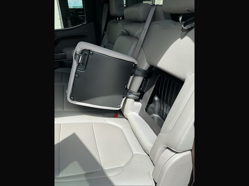 2021 Chevrolet Silverado 1500 LTZ - Photo 17 - Roosevelt, UT 84066
