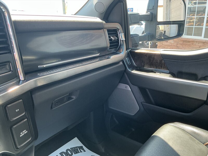 2025 Ford F-450 Super Duty Lariat - Photo 11 - Roosevelt, UT 84066