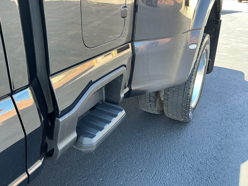 2025 Ford F-450 Super Duty Lariat - Photo 12 - Roosevelt, UT 84066