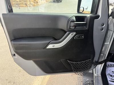 2014 Jeep Wrangler Sahara   - Photo 5 - Roosevelt, UT 84066