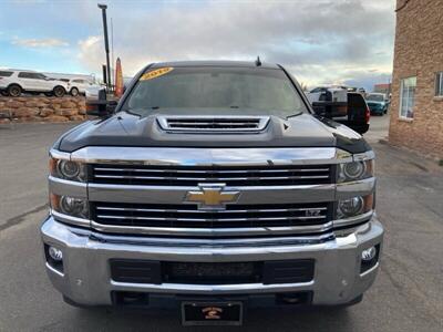 2019 Chevrolet Silverado 3500 LTZ   - Photo 3 - Roosevelt, UT 84066