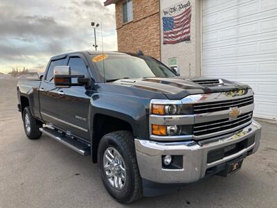 2019 Chevrolet Silverado 3500 LTZ   - Photo 4 - Roosevelt, UT 84066