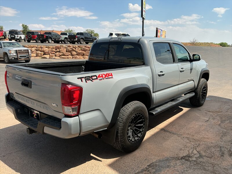 2019 Toyota Tacoma TRD Off-Road - Photo 3 - Roosevelt, UT 84066
