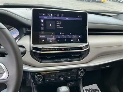 2025 Jeep Compass Limited   - Photo 13 - Roosevelt, UT 84066