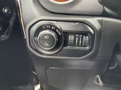 2021 Jeep Gladiator Mojave   - Photo 8 - Roosevelt, UT 84066