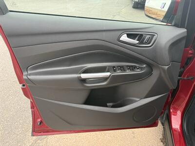 2018 Ford Escape SEL   - Photo 6 - Roosevelt, UT 84066