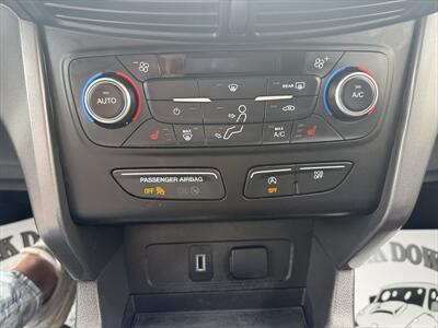 2018 Ford Escape SEL   - Photo 13 - Roosevelt, UT 84066