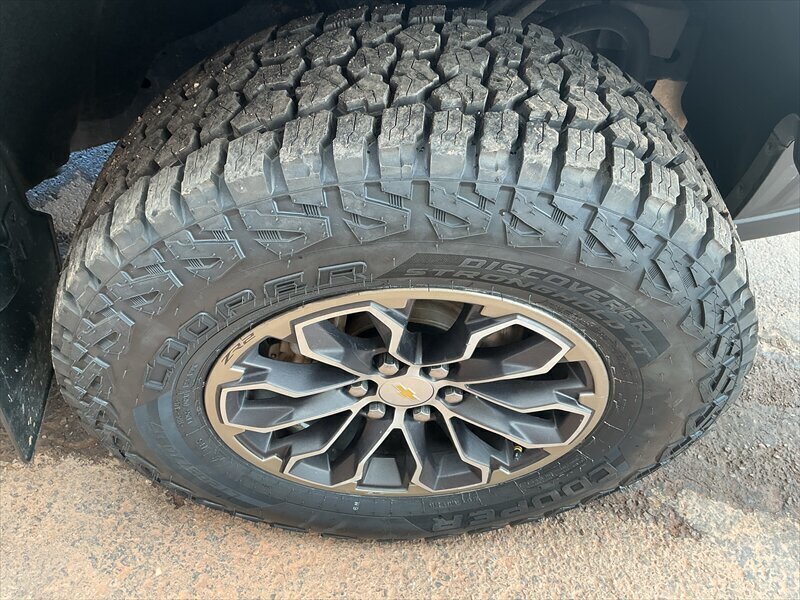 2020 Chevrolet Colorado ZR2 - Photo 15 - Roosevelt, UT 84066