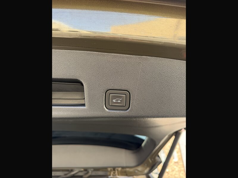 2024 GMC Acadia AT4 - Photo 20 - Roosevelt, UT 84066