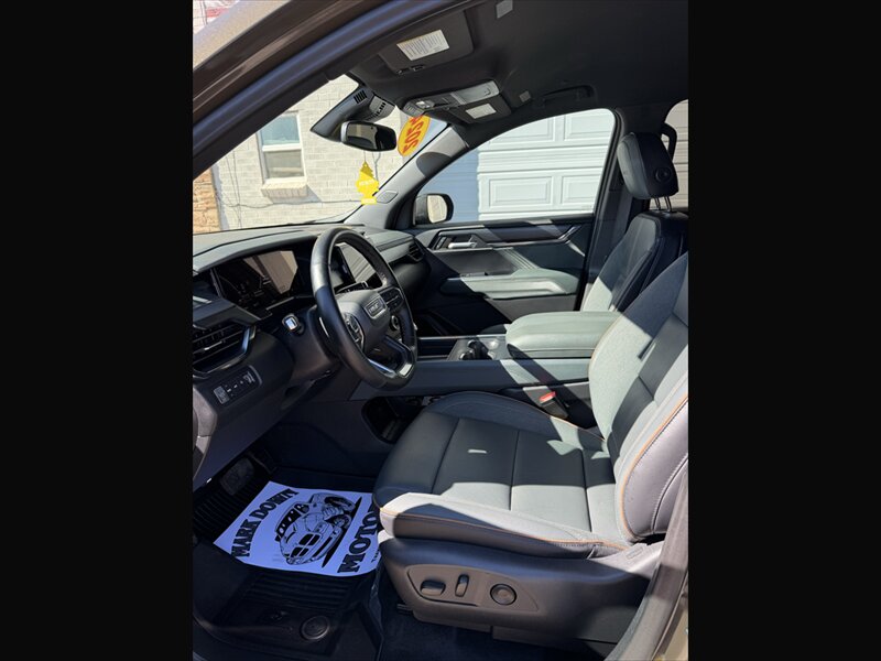 2024 GMC Acadia AT4 - Photo 9 - Roosevelt, UT 84066