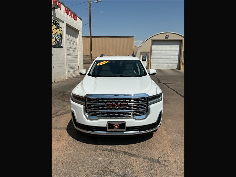 2023 GMC Acadia Denali - Photo 2 - Roosevelt, UT 84066