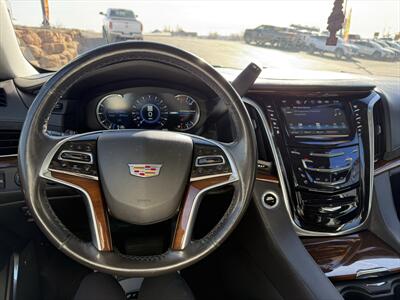 2018 Cadillac Escalade Premium Luxury   - Photo 9 - Roosevelt, UT 84066