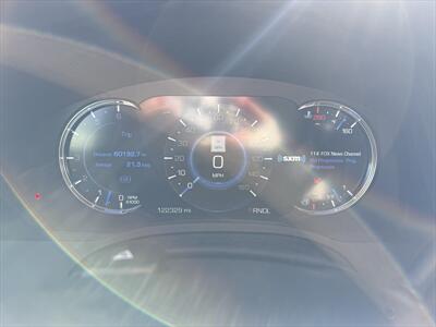 2018 Cadillac Escalade Premium Luxury   - Photo 11 - Roosevelt, UT 84066