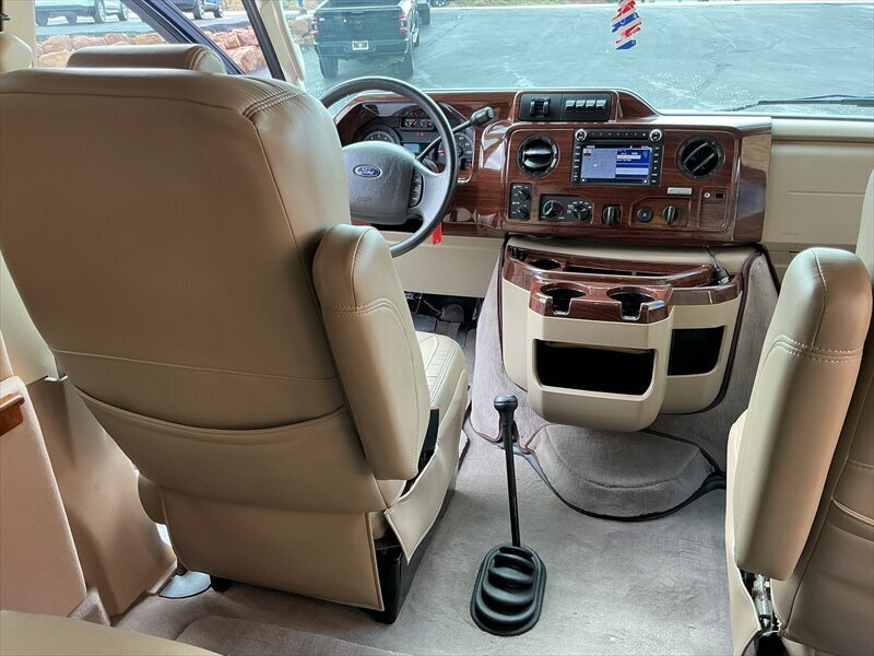 2013 Ford E-350 SD - Photo 15 - Roosevelt, UT 84066