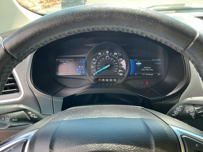 2023 Ford Edge Titanium - Photo 11 - Roosevelt, UT 84066