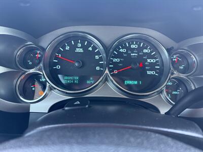 2014 Chevrolet Silverado 3500 LT   - Photo 13 - Roosevelt, UT 84066