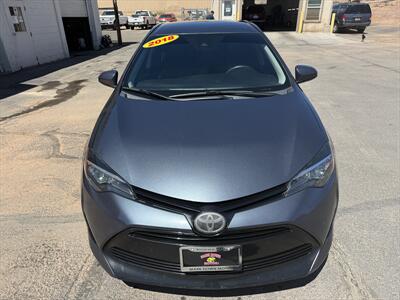 2018 Toyota Corolla LE   - Photo 2 - Roosevelt, UT 84066