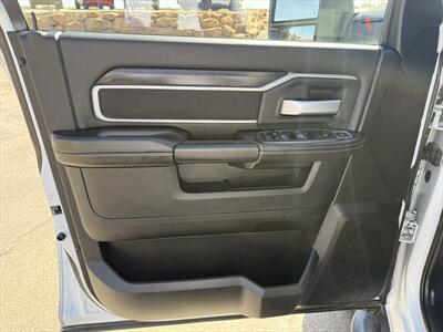 2024 RAM 3500 SLT   - Photo 6 - Roosevelt, UT 84066