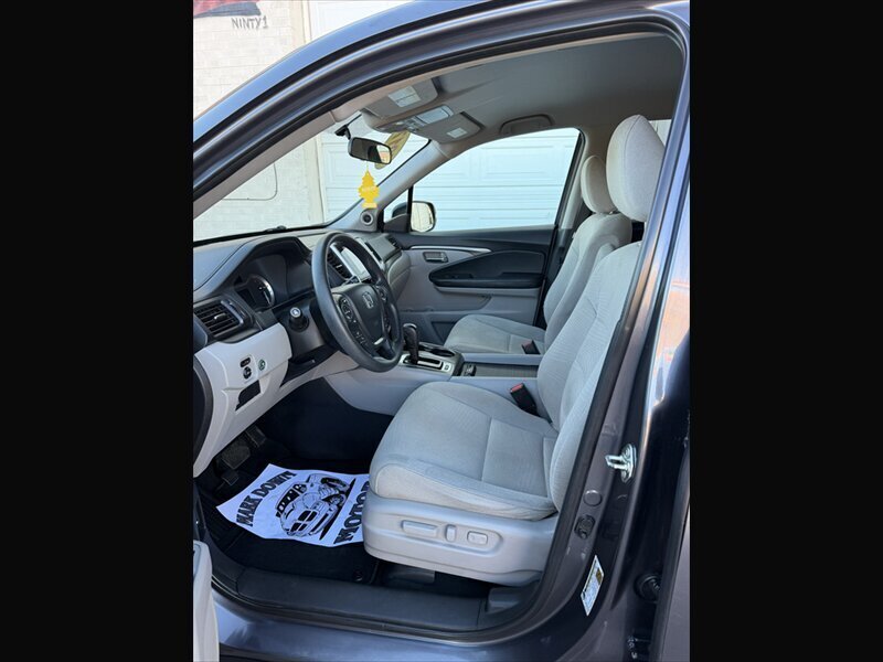 2017 Honda Pilot EX - Photo 7 - Roosevelt, UT 84066