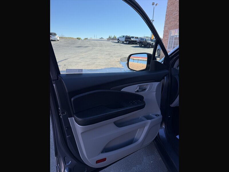 2017 Honda Pilot EX - Photo 6 - Roosevelt, UT 84066