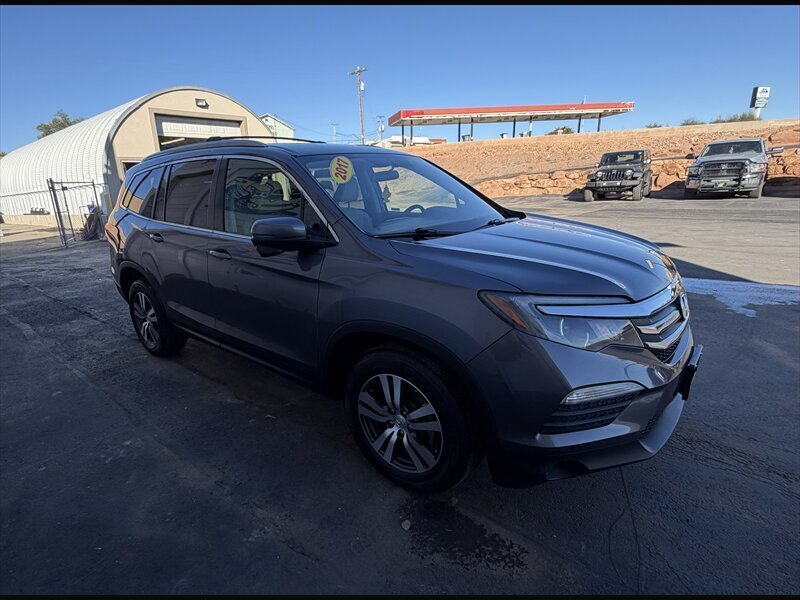 2017 Honda Pilot EX - Photo 4 - Roosevelt, UT 84066