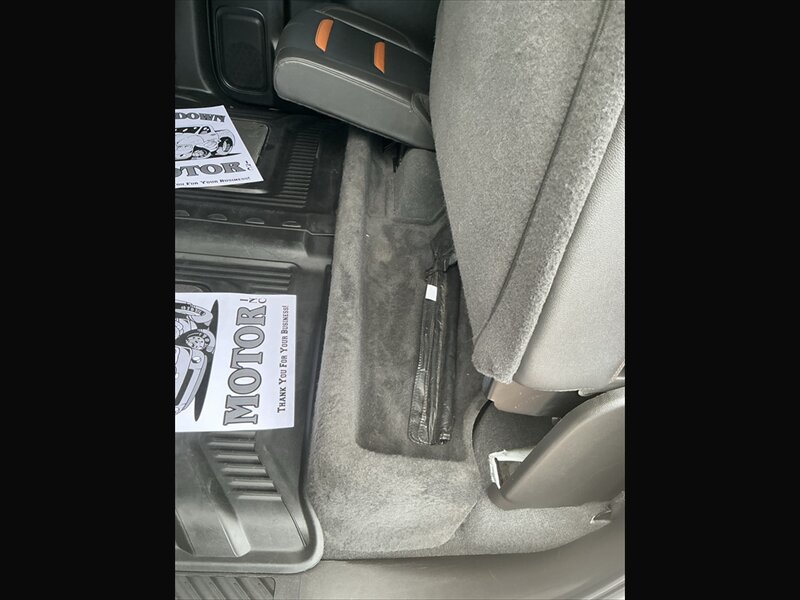 2021 GMC Sierra 1500 AT4 - Photo 17 - Roosevelt, UT 84066