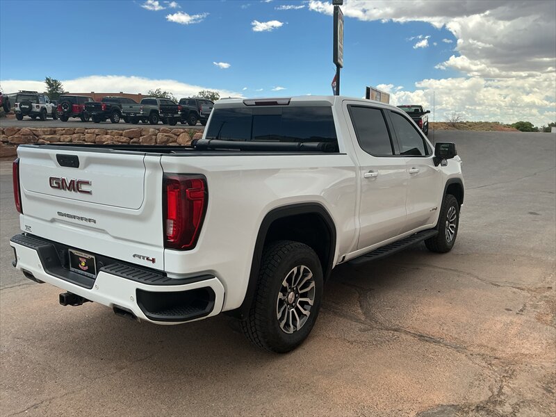 2021 GMC Sierra 1500 AT4 - Photo 3 - Roosevelt, UT 84066