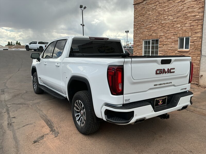 2021 GMC Sierra 1500 AT4 - Photo 4 - Roosevelt, UT 84066