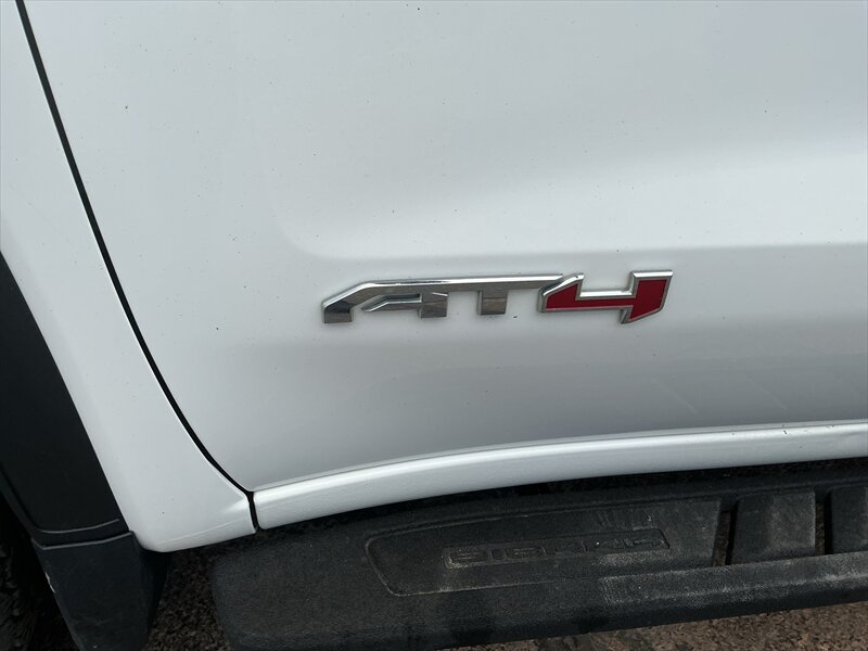 2021 GMC Sierra 1500 AT4 - Photo 6 - Roosevelt, UT 84066