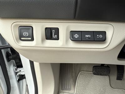2022 GMC Acadia Denali   - Photo 8 - Roosevelt, UT 84066
