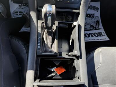 2015 Ford Taurus Limited   - Photo 13 - Roosevelt, UT 84066