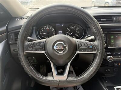 2019 Nissan Rogue SV   - Photo 10 - Roosevelt, UT 84066