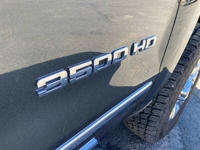 2019 Chevrolet Silverado 3500 LTZ   - Photo 6 - Roosevelt, UT 84066